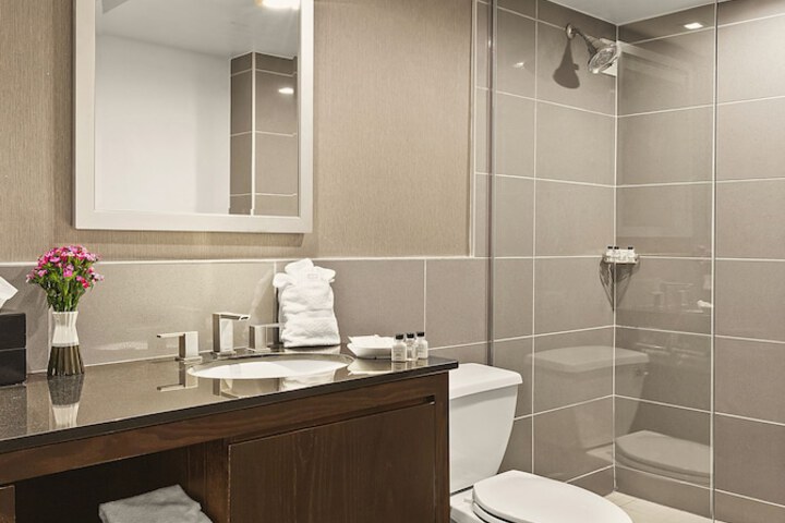 The Armon Stamford Hotel & Conference