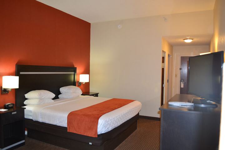 Days Inn by Wyndham Laurel MS