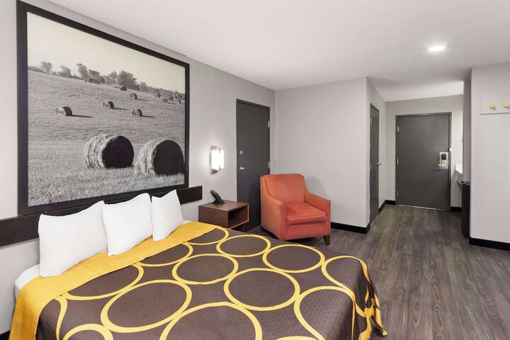 Super 8 by Wyndham Olney