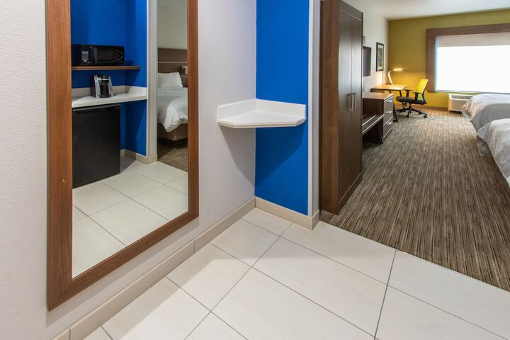 Room 31 of 135
