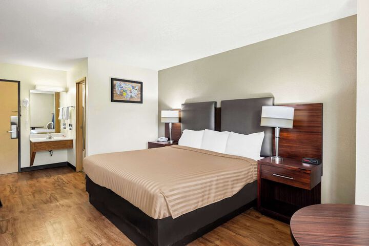 Room 20 of 30