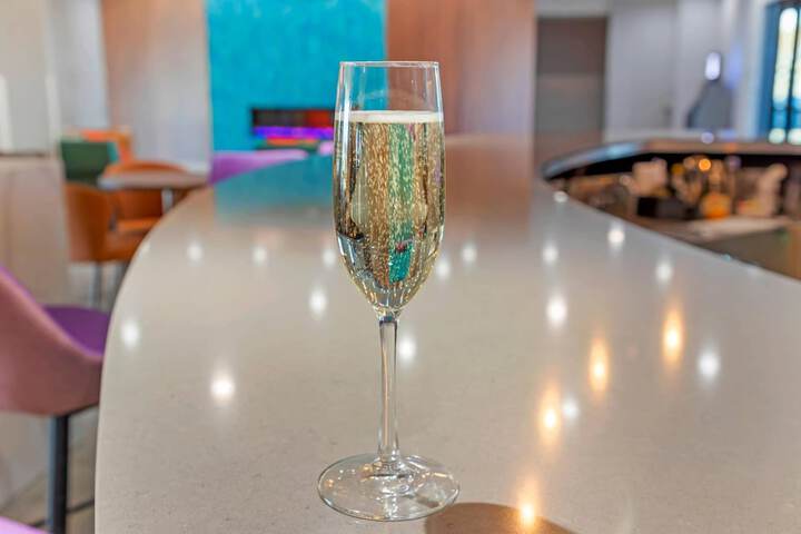 Cambria Hotel Northlake Conference Center - Roanoke