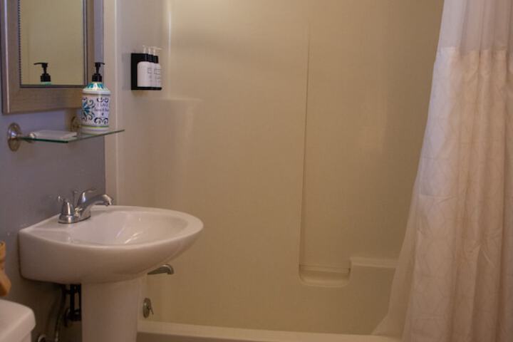 Room 12 of 21