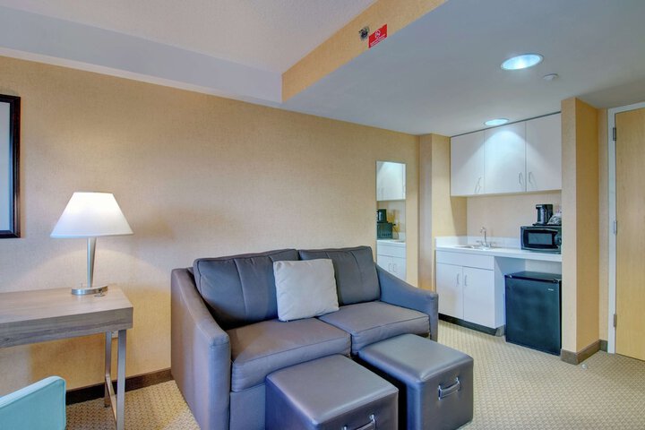 Room 42 of 57