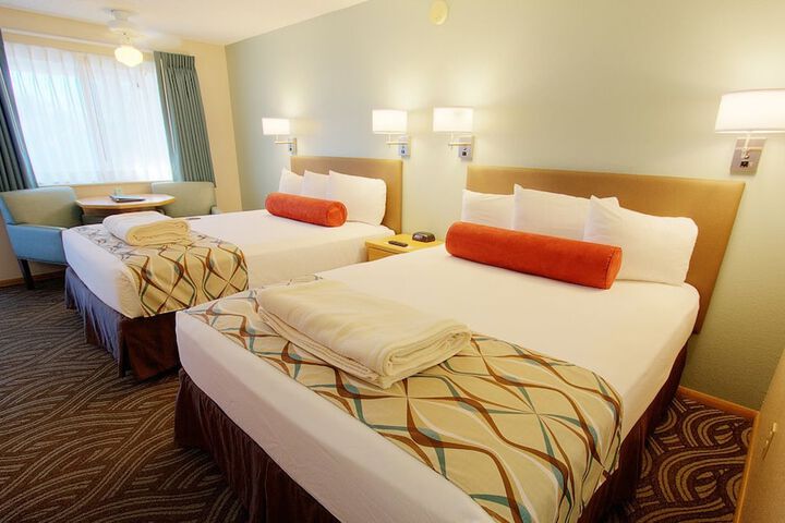 Super 8 by Wyndham Florence OR