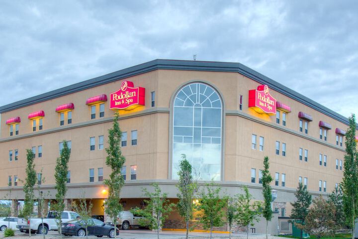 Podollan Inn & Spa Grande Prairie