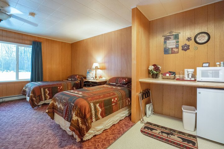 Room 18 of 36