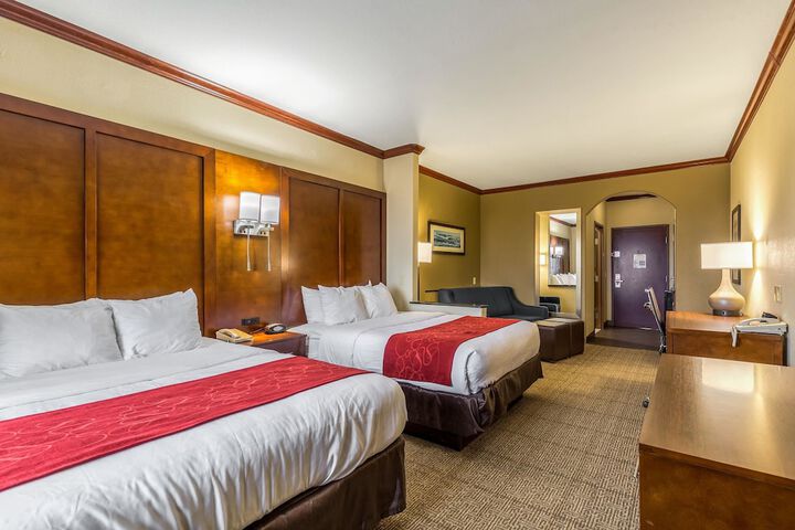 Room 28 of 47