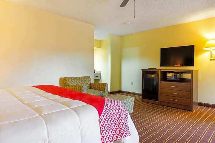 Room 28 of 48