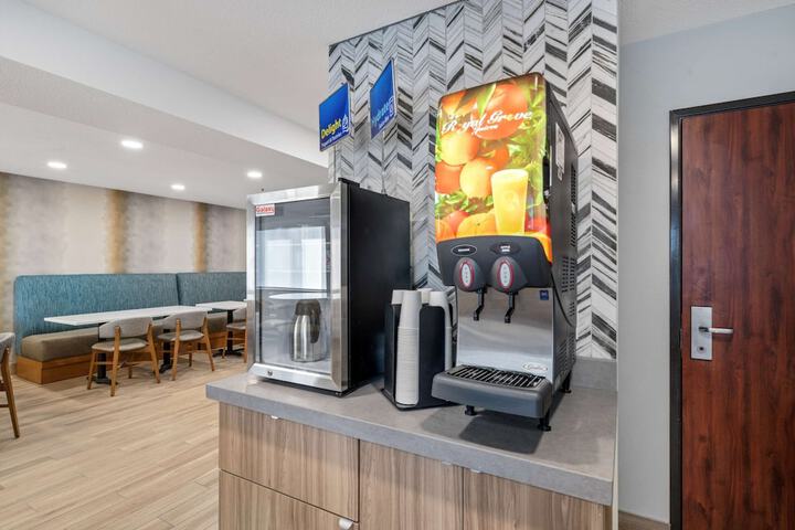 Best Western Lake Oswego / Portland Hotel & Suites