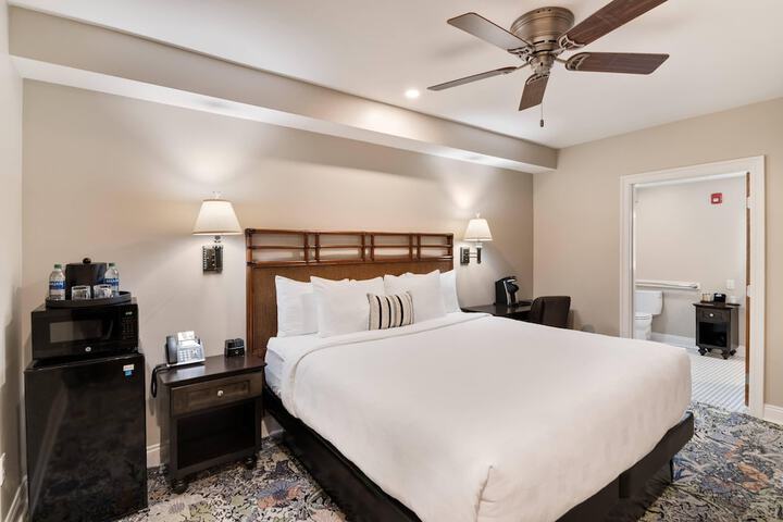 The Port Inn - Port St. Joe an Ascend Collection Hotel