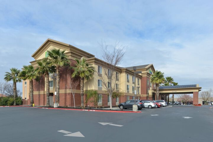 Hotel 6 of 86