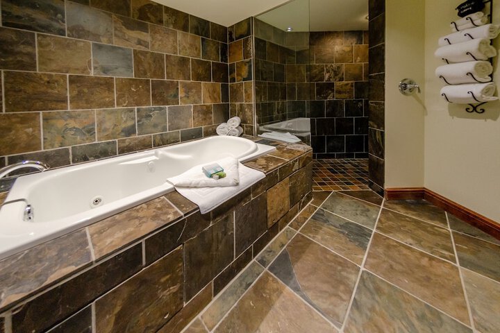 Lodge at Feather Falls Casino