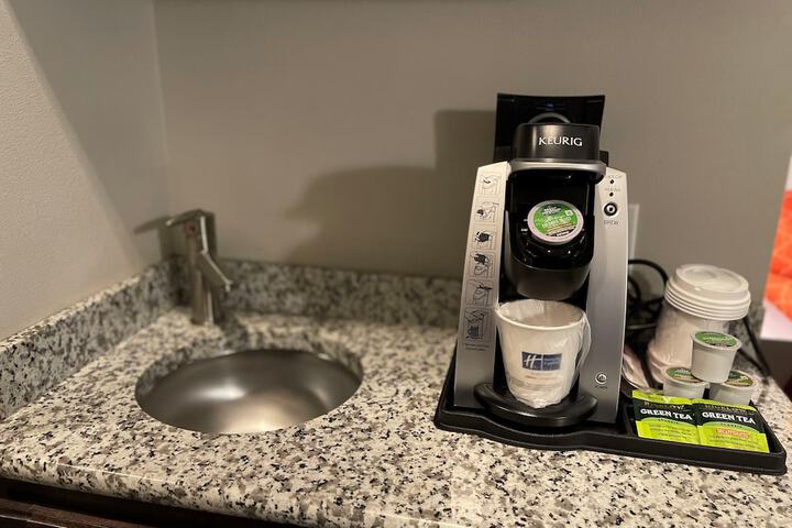 Holiday Inn Express & Suites Gonzales by IHG