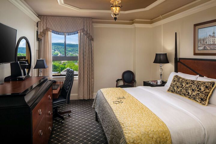 Room 31 of 53
