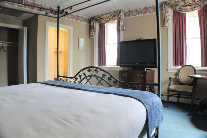Waynebrook Inn Est 1865