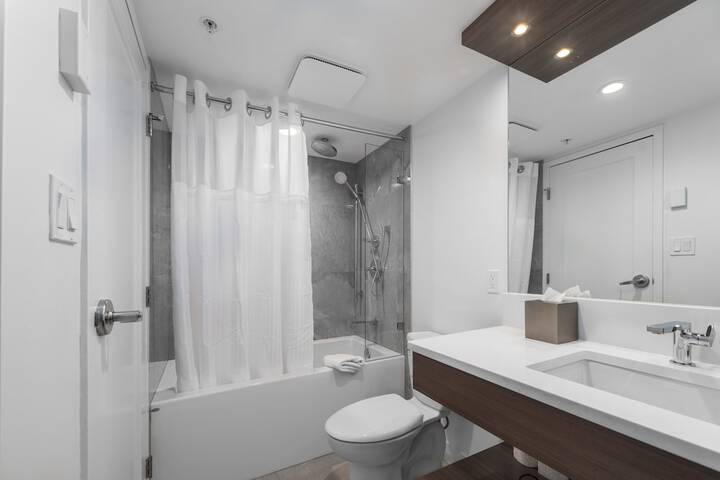 Room 18 of 26