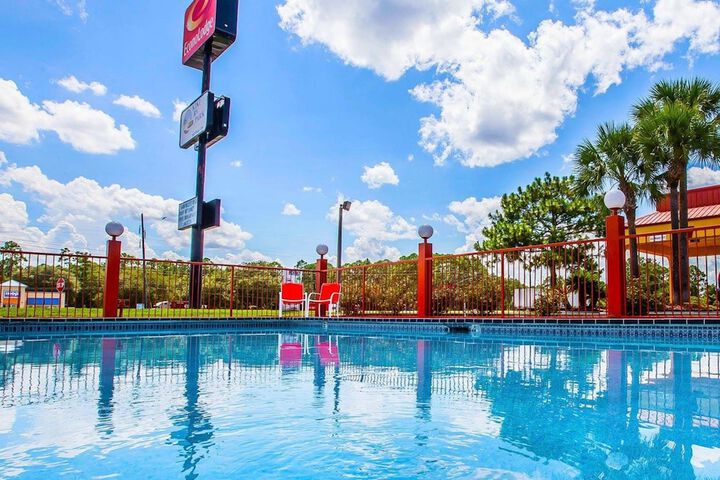 Pool 16 of 44