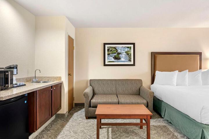Best Western Plus Eagle / Vail Airport