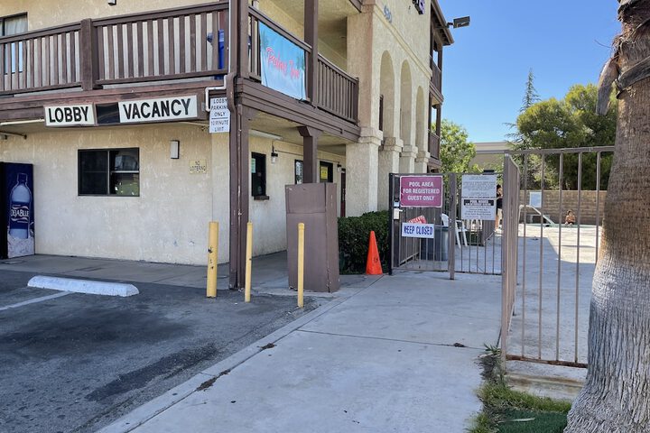 Palms Inn & Suites