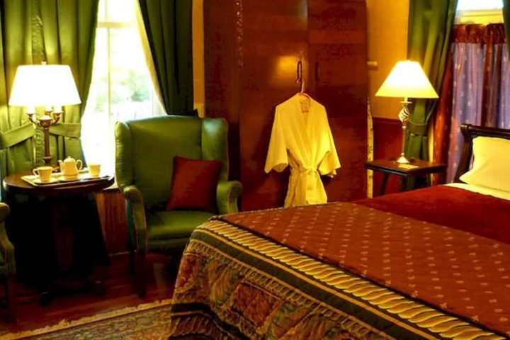 Americus Garden Inn