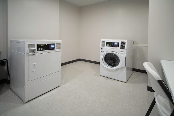 Room 15 of 27