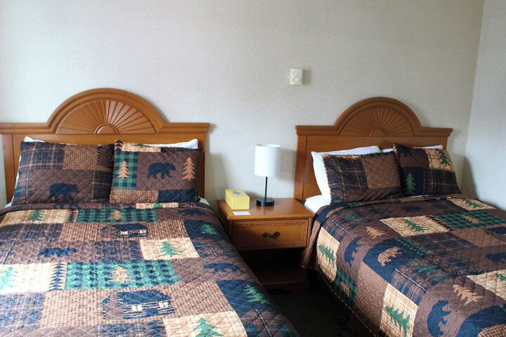 Room 6 of 6