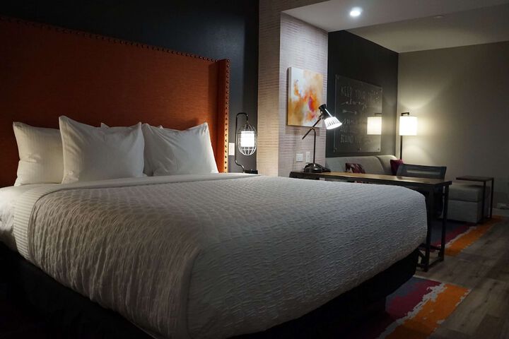 Room 15 of 55
