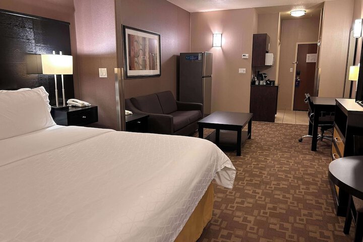 Room 14 of 21
