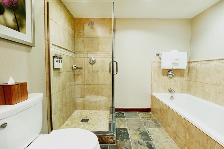 Everline Resort and Spa Lake Tahoe
