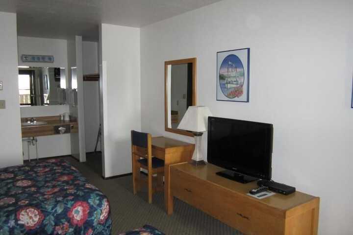 Room 23 of 48