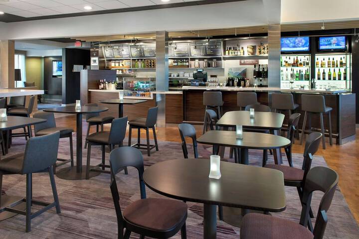 Courtyard by Marriott Mt. Laurel