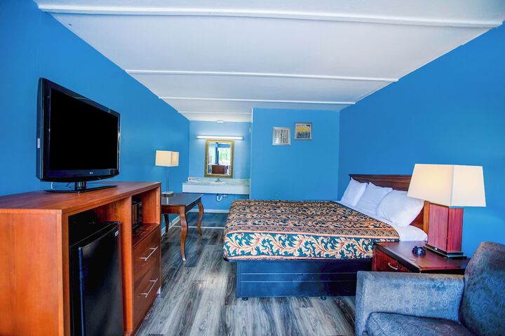 Room 16 of 39