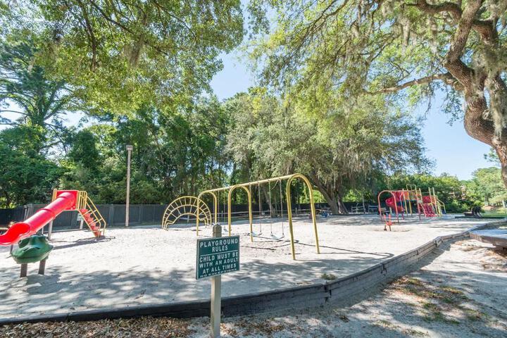 Hilton Head Beach & Tennis A142