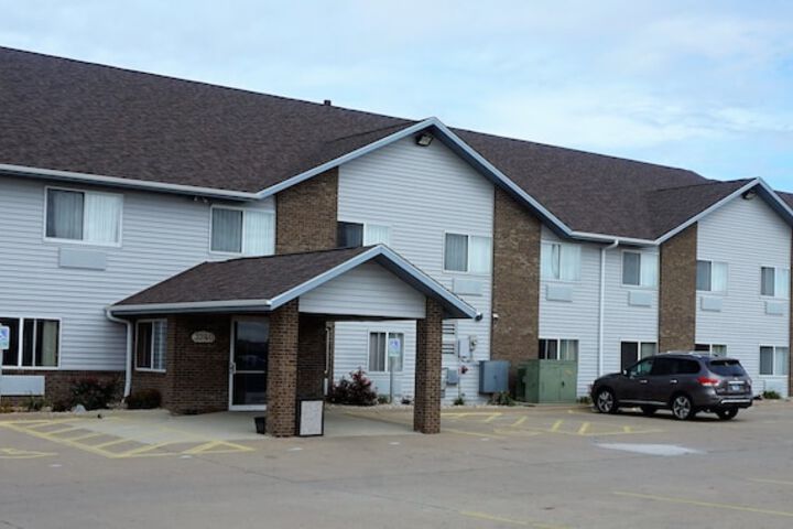 Econo Lodge Inn & Suites Pekin - Peoria Area