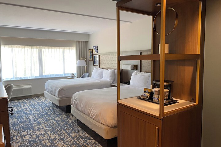 Room 73 of 105