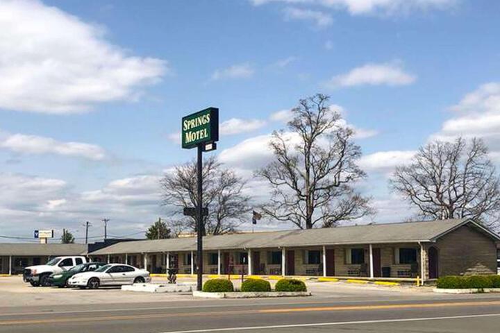 Springs Motel KY