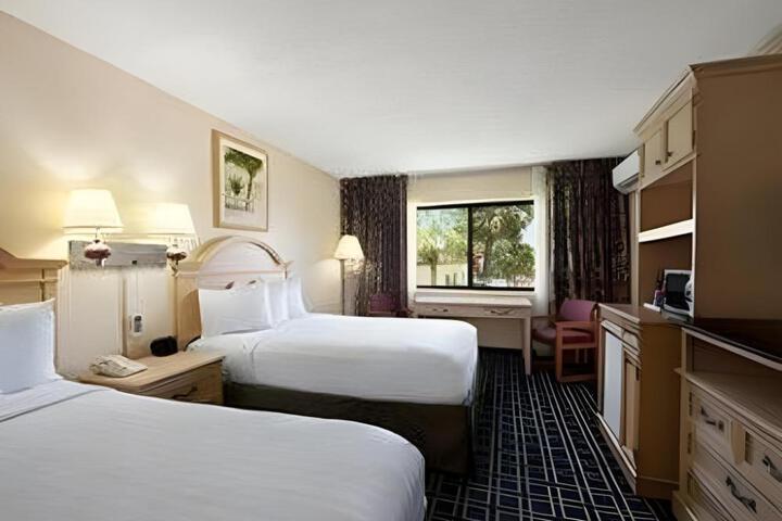 Space Coast Hotel Titusville-Kennedy Space Center