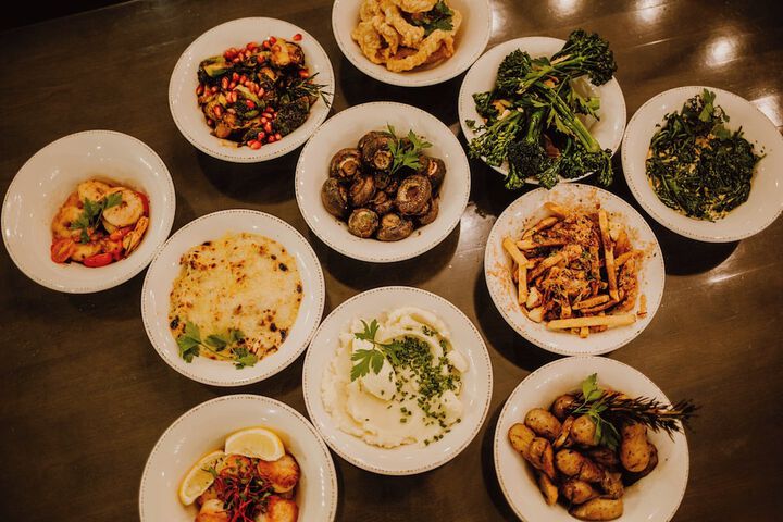 Dining 298 of 354
