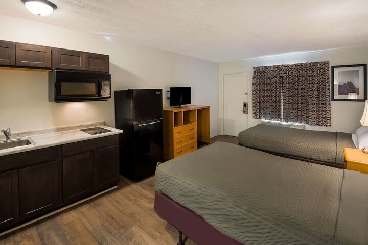 Room 19 of 30