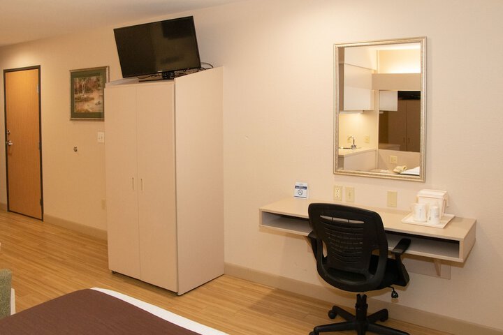 Room 13 of 41