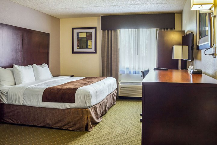 Room 25 of 44