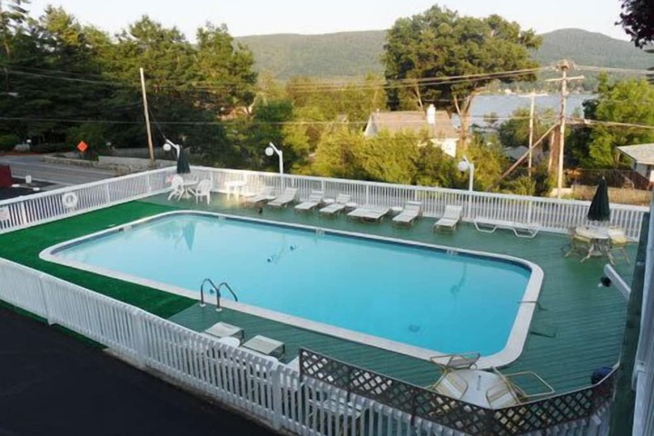 Pinebrook Motel