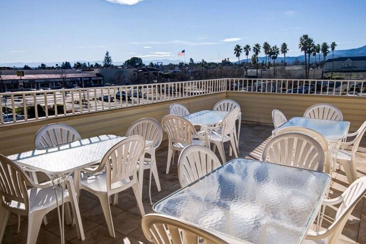 Terrace/Patio 37 of 39