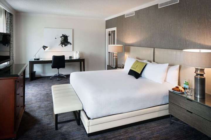 The Logan Philadelphia Curio Collection by Hilton
