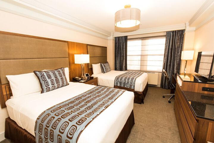 Room 8 of 32