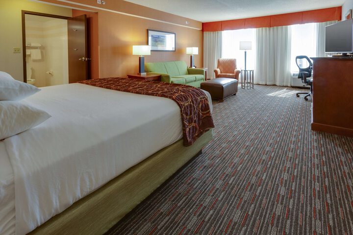 Room 16 of 46
