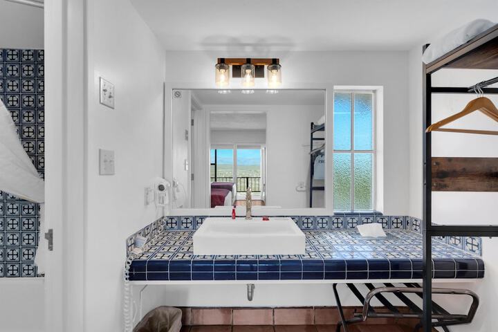 Tombstone Lookout Lodge SureStay Collection by Best Western