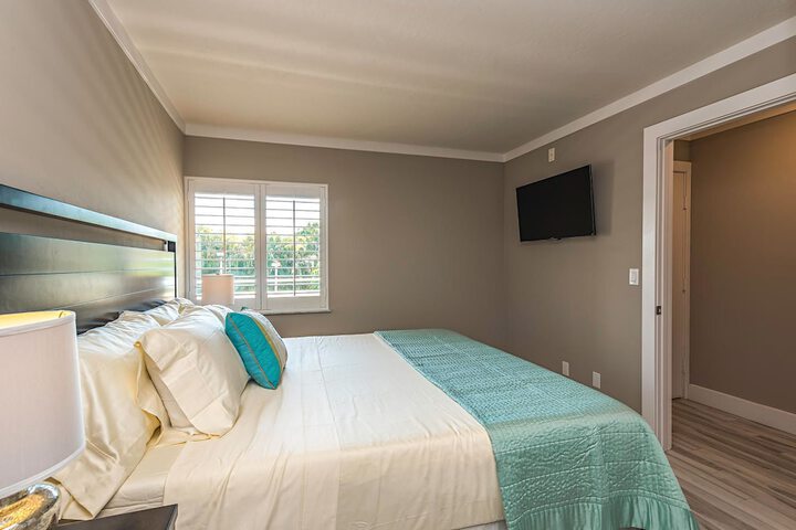 Marco Beach Vacation Suites