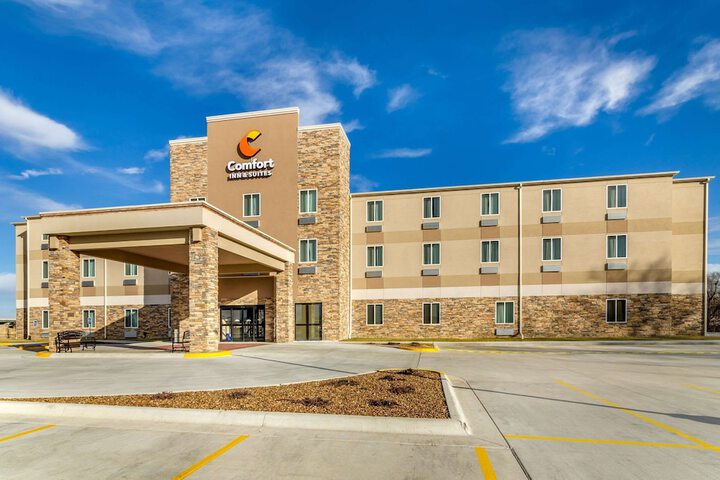Hotel 2 of 44
